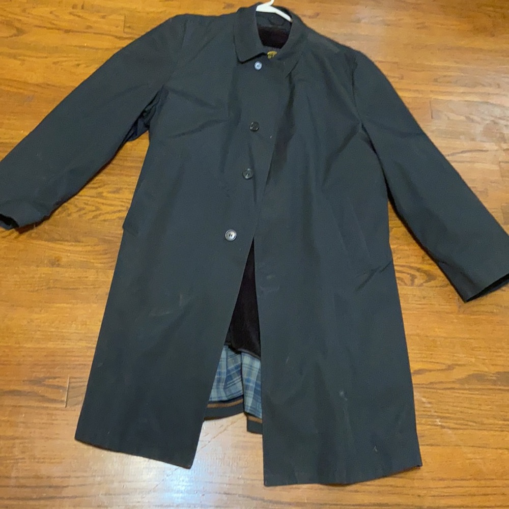Men’s long all weather coat with zip out lining
